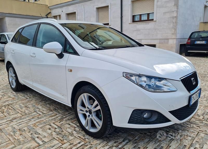 Bianco Usata 2012 Seat Ibiza Station wagon | 4900 € - Immagine 1/4