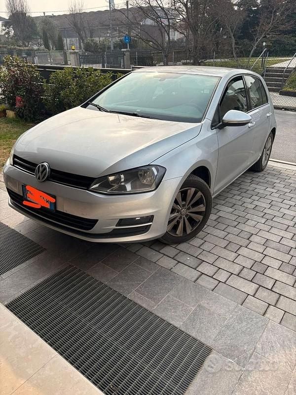 Usata VW Golf VII Trendline 110 CV (80 kW) 2014 Grigio Berlina