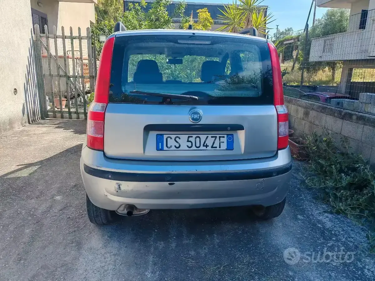 Usata Fiat Panda 60 CV (44 kW) 2005 Grigio Utilitaria