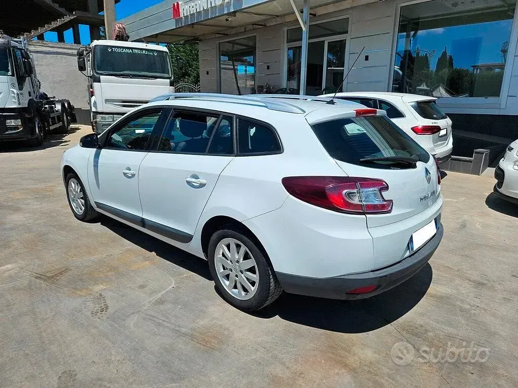 Usata Renault Mégane GrandTour 130 CV (95 kW) 2011 Bianco Station wagon
