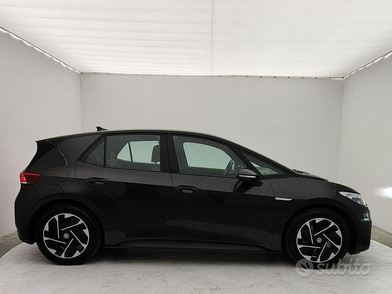 Usata VW ID.3 100 kW (136 CV) 2021 Nero Utilitaria