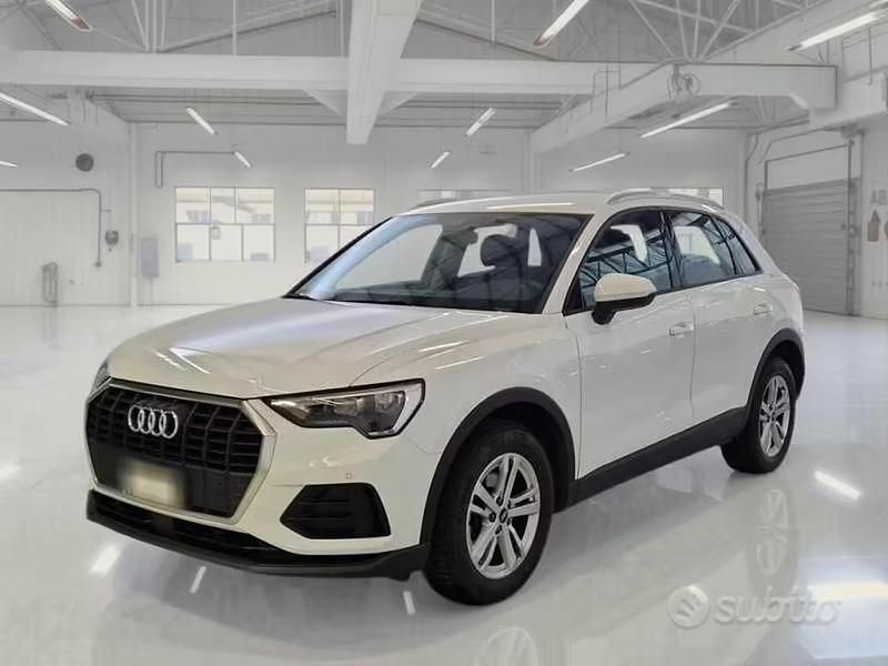 Usata Audi Q3 Business 150 CV (110 kW) 2022 Grigio SUV