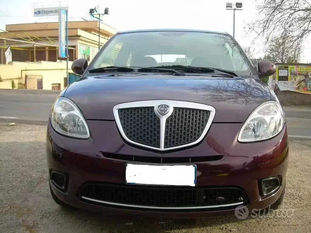 Usata Lancia Ypsilon 60 CV (44 kW) 2008 Rosso Utilitaria