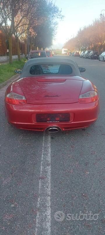 Usata Porsche Boxster 228 CV (167 kW) 2003 Rosso Cabrio