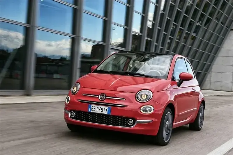 Usata Fiat 500 Dolcevita 69 CV (50 kW) 2021 Blu Utilitaria
