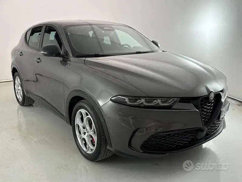 Usata Alfa Romeo Tonale Ti 160 CV (117 kW) 2024 Grigio SUV