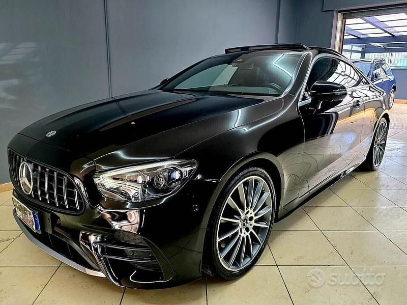 Usata Mercedes E400 Premium Plus 330 CV (242 kW) 2021 Nero Coupé