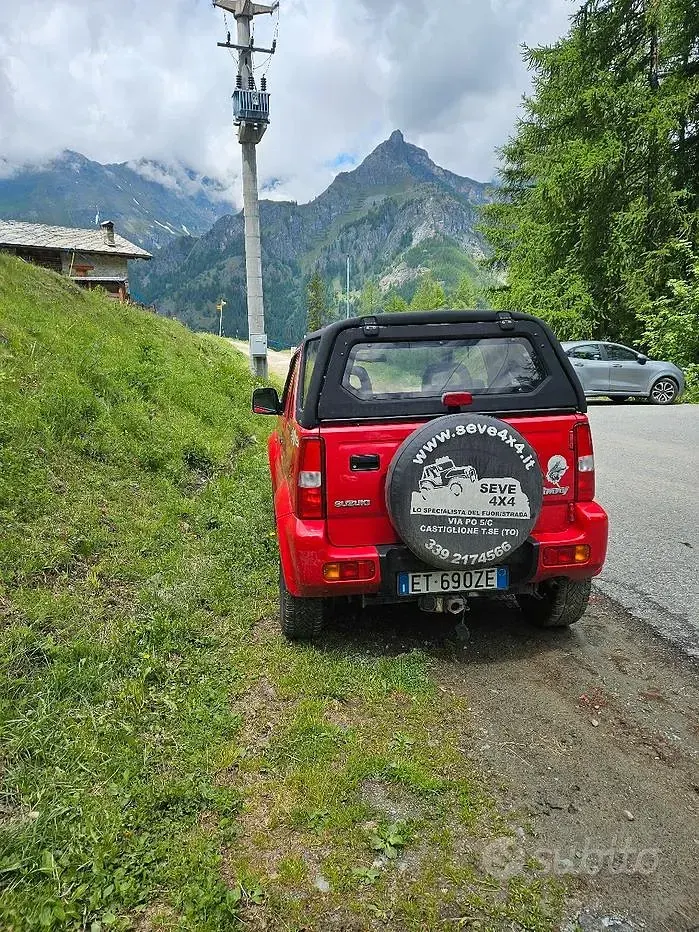 Usata Suzuki Jimny 80 CV (58 kW) 2002 Rosso SUV