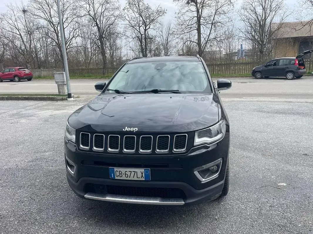 Usata Jeep Compass Limited 140 CV (102 kW) 2020 Nero SUV