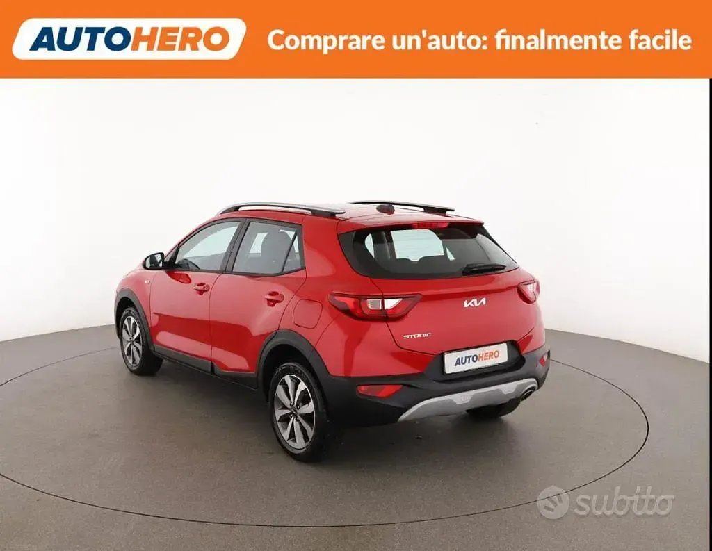 Usata Kia Stonic 84 CV (61 kW) 2024 Rosso SUV