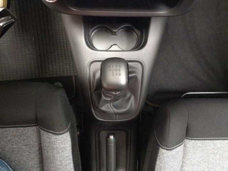 Usata Citroën C3 102 CV (75 kW) 2021 Beige Utilitaria