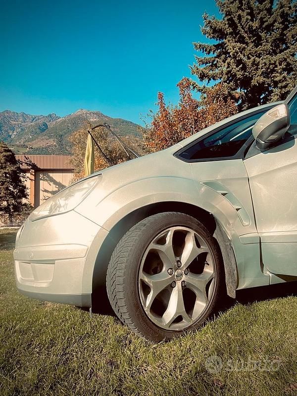 Usata Ford S-MAX S 145 CV (106 kW) 2009 Marrone Monovolume