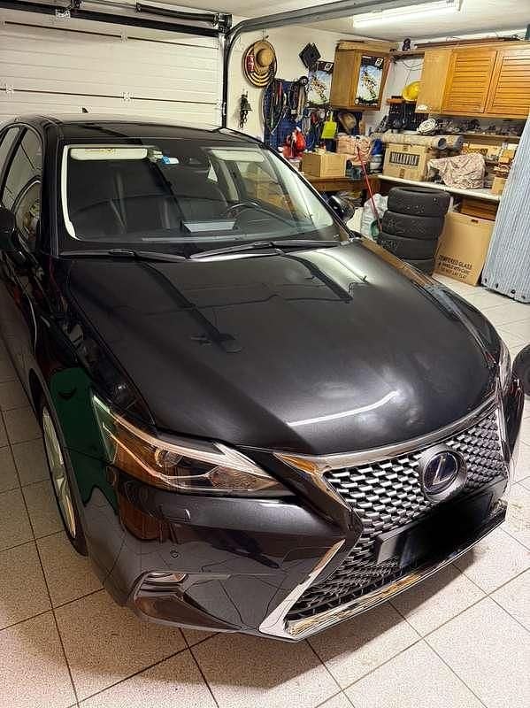 Usata Lexus CT200h Executive Line 99 CV (72 kW) 2018 Berlina