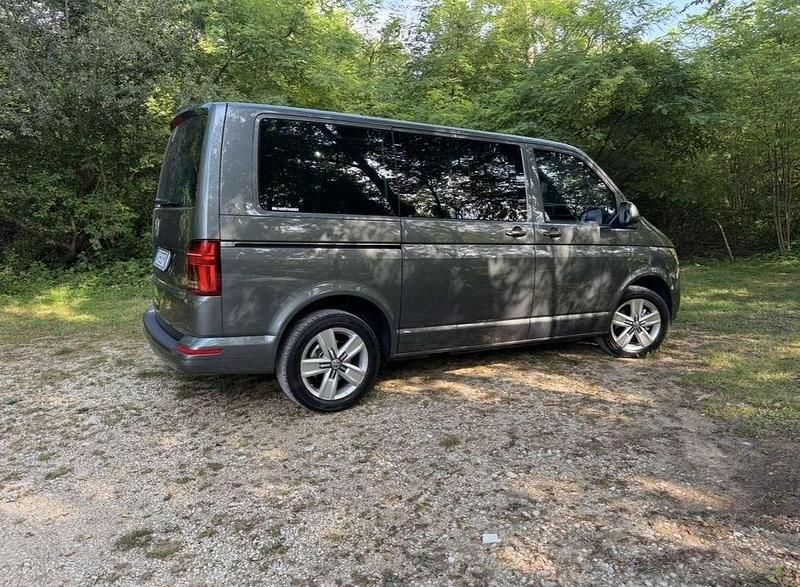 Usata VW Caravelle 150 CV (110 kW) 2024 Monovolume