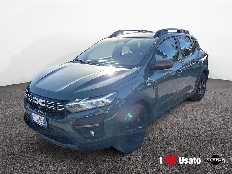 Verde Usata 2025 Dacia Sandero Extreme Due volumi | 16.700 € (Buon prezzo) - Immagine 1/4