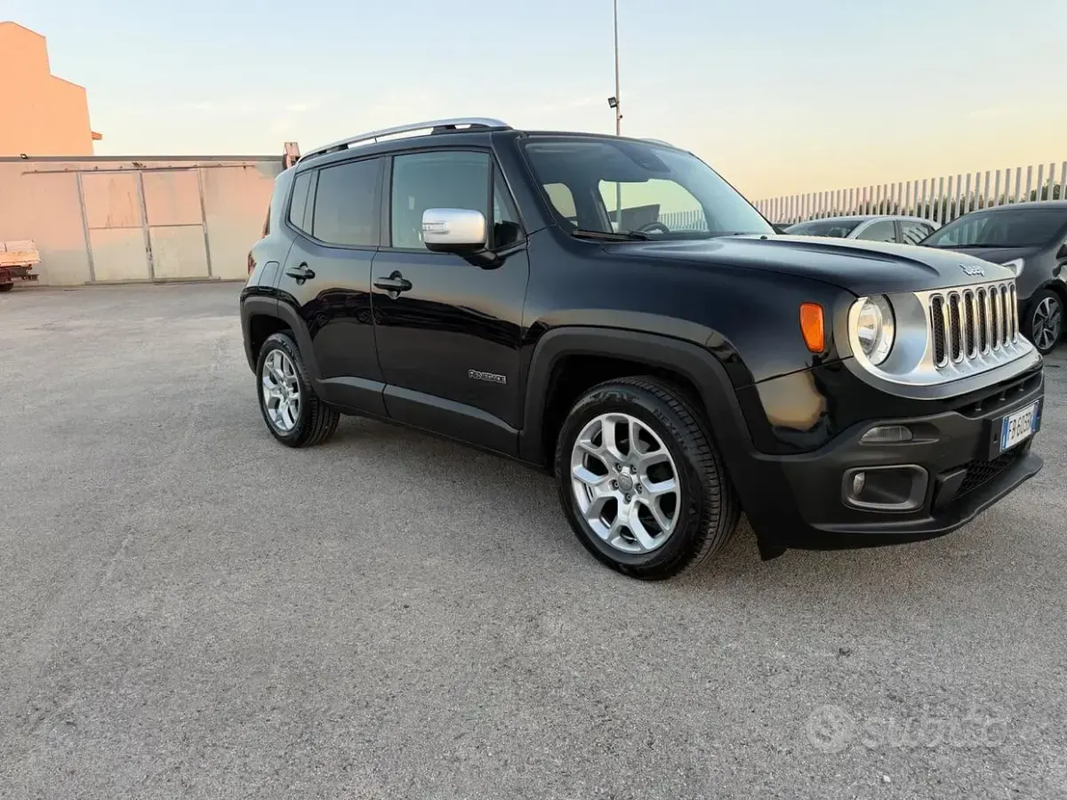 Usata Jeep Renegade Limited 120 CV (88 kW) 2015 Nero SUV