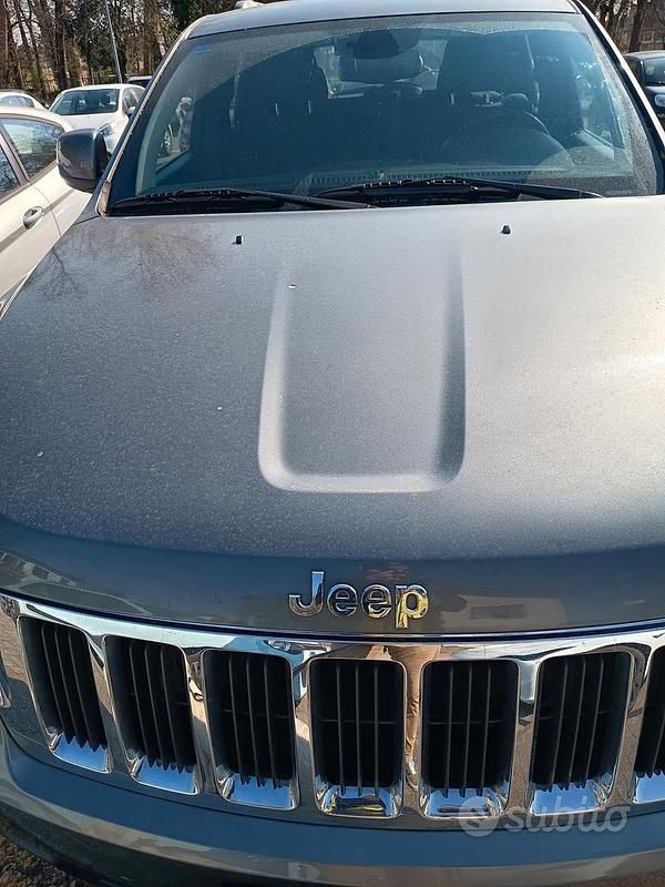 Usata Jeep Grand Cherokee 190 CV (139 kW) 2012 Marrone SUV