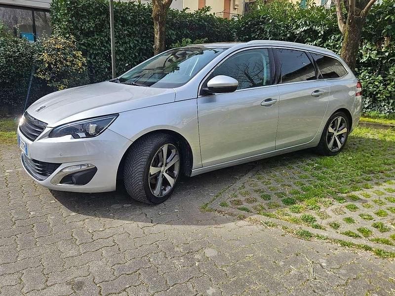 Usata Peugeot 308 SW Allure 120 CV (88 kW) 2017 Argento Station wagon