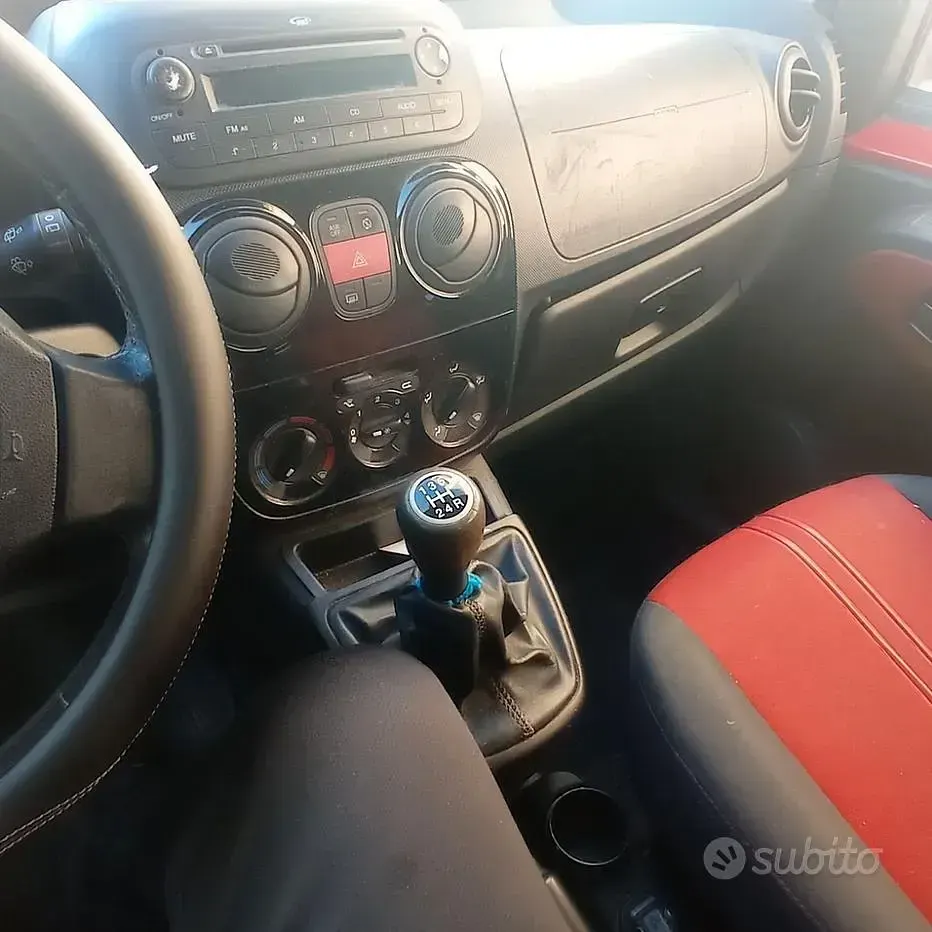 Usata Fiat Qubo Trekking 95 CV (69 kW) 2011 Rosso Monovolume