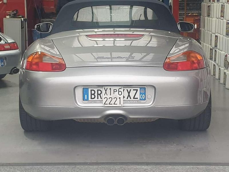 Usata Porsche Boxster 252 CV (185 kW) 2001 Argento Cabrio