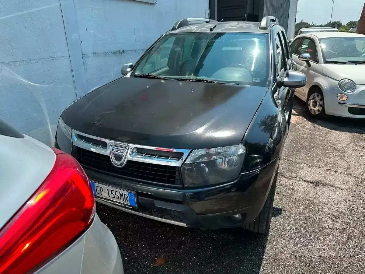 Usata Dacia Duster 102 CV (75 kW) 2012 Nero SUV