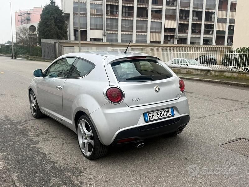 Usata Alfa Romeo MiTo 135 CV (99 kW) 2010 Grigio Utilitaria