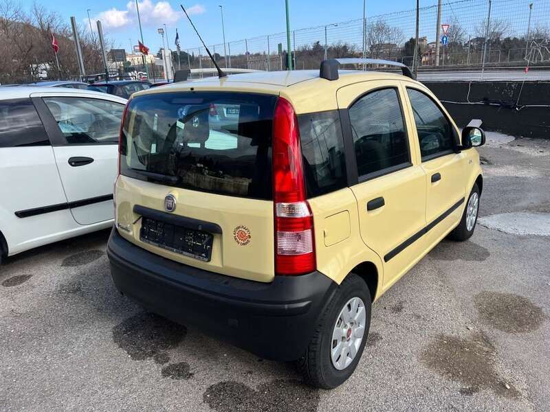 Usata Fiat Panda Emotion 69 CV (50 kW) 2012 Giallo Utilitaria