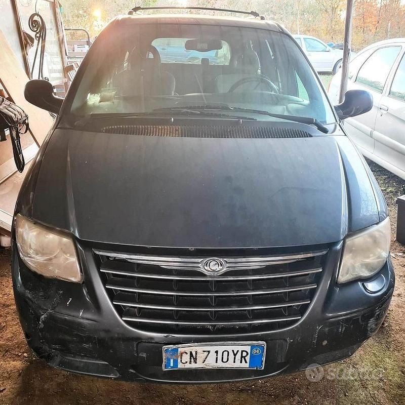 Usata Chrysler Grand Voyager 150 CV (110 kW) 2005 Monovolume