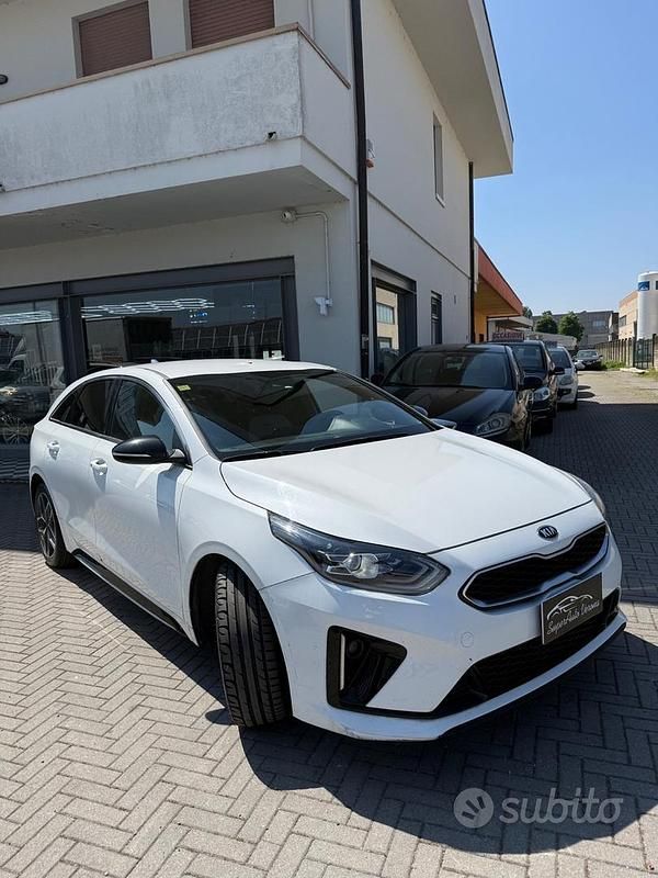 Begagnad Kia ProCeed GT-Line 136 HK (100 kW) 2019 Vit Kombi