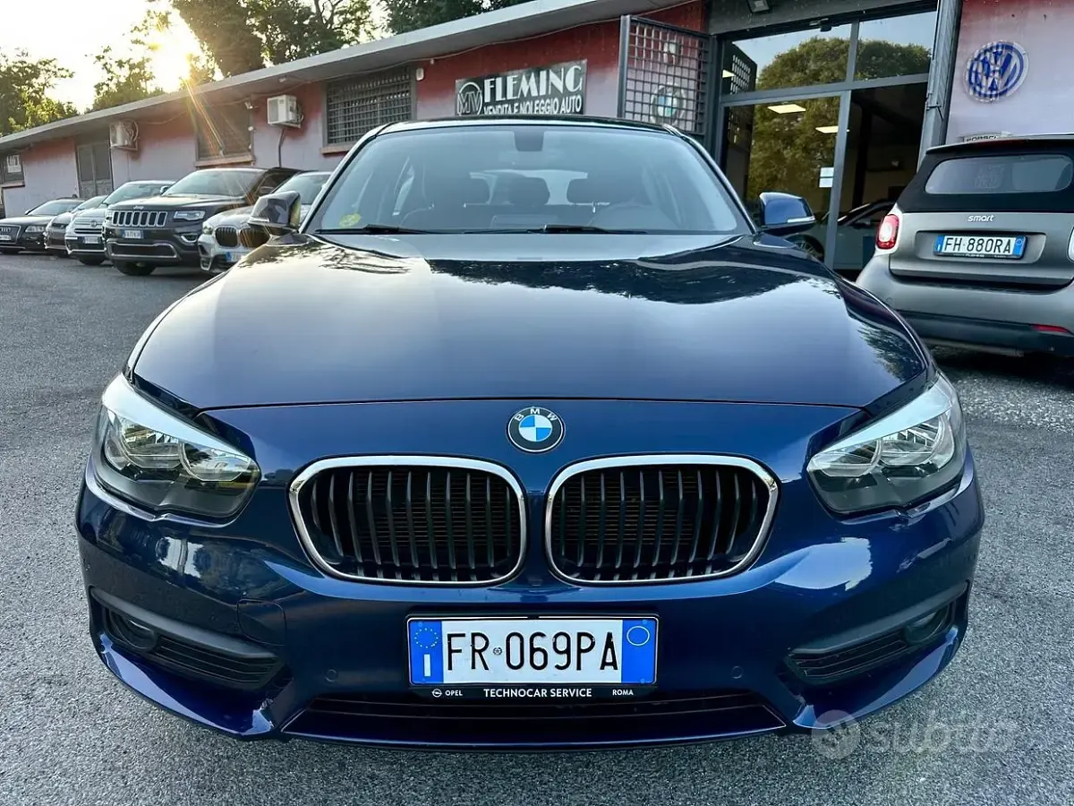 Usata BMW 116 Efficient Dynamics 116 CV (85 kW) 2015 Blu Utilitaria