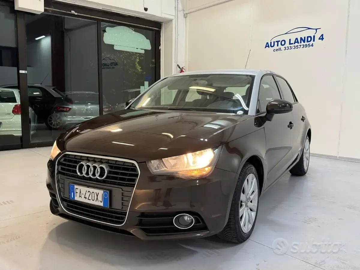 Usata Audi A1 Attraction 90 CV (66 kW) 2014 Marrone Utilitaria
