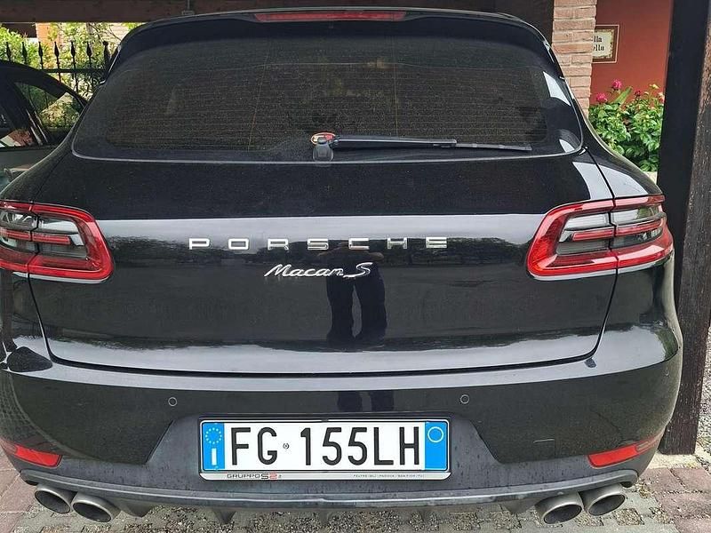 Usata Porsche Macan Sport 250 CV (183 kW) 2016 Nero SUV