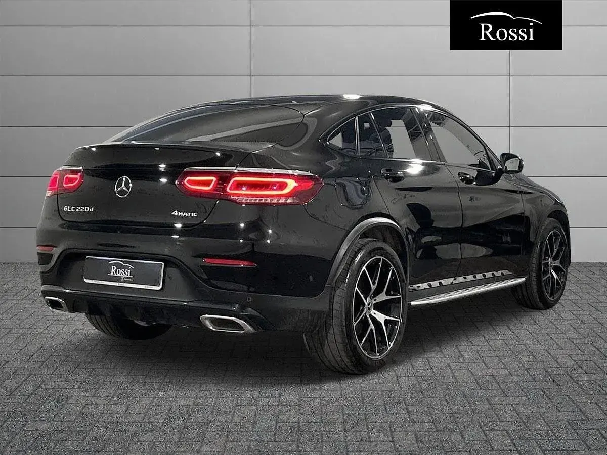 Usata Mercedes GLC220 Edition 194 CV (142 kW) 2022 Nero metallizzato SUV