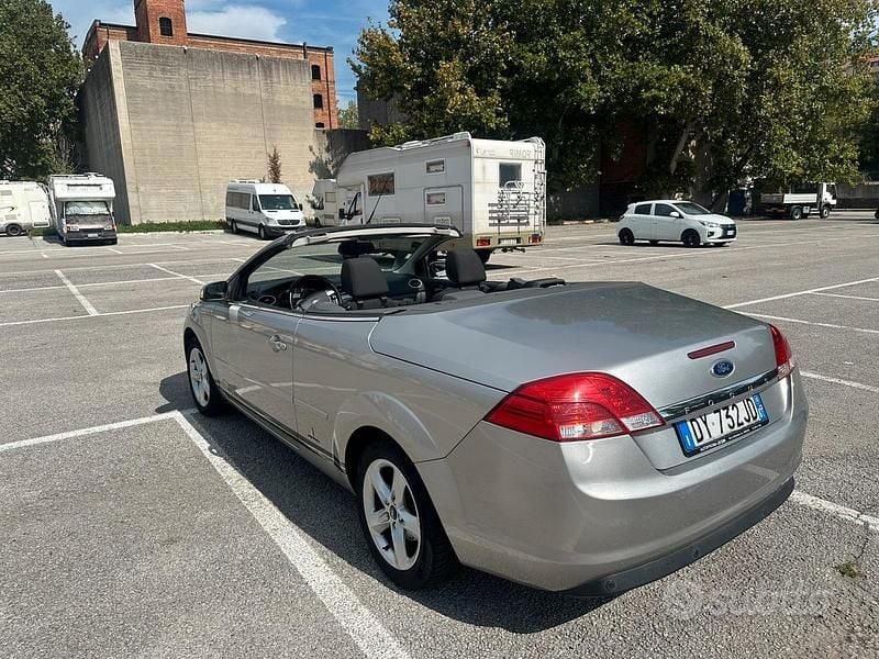 Usata Ford Focus Cabriolet 2008 Grigio Cabrio