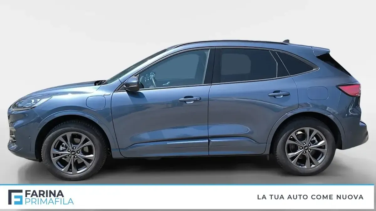 Usata Ford Kuga ST-Line X 152 CV (111 kW) 2023 Blu SUV