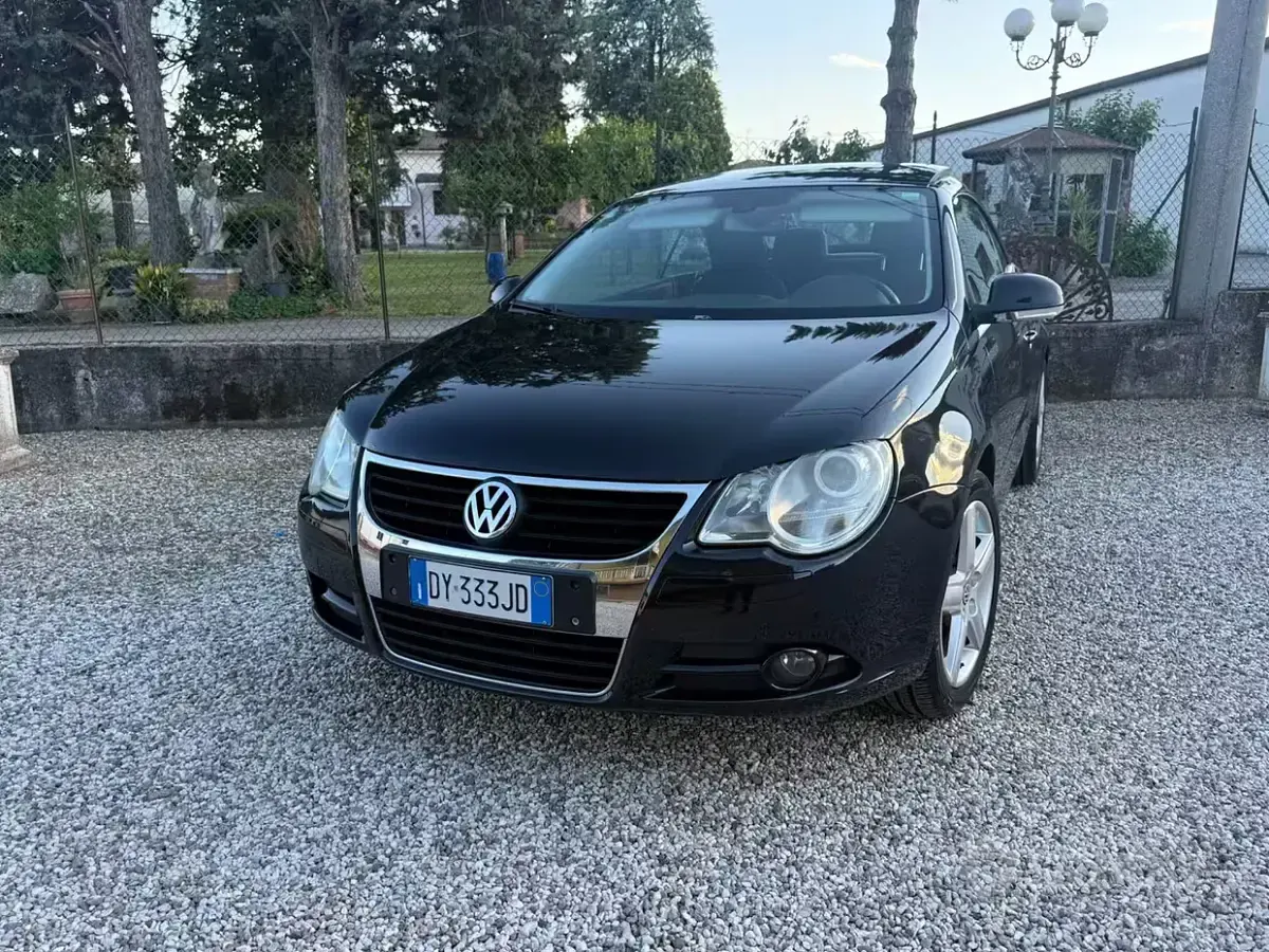 Usata VW Eos 150 CV (110 kW) 2006 Nero Cabrio