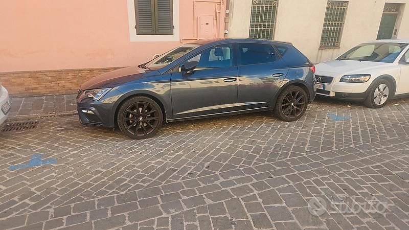 Usata Seat Leon Black Edition 2019 Grigio Berlina