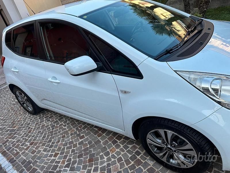 Usata Kia Venga 90 CV (66 kW) 2016 Utilitaria