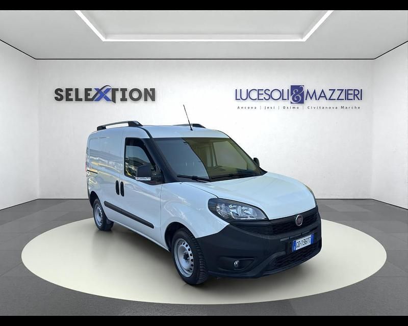 Usata Fiat Doblò Business 104 CV (76 kW) 2020 Bianco