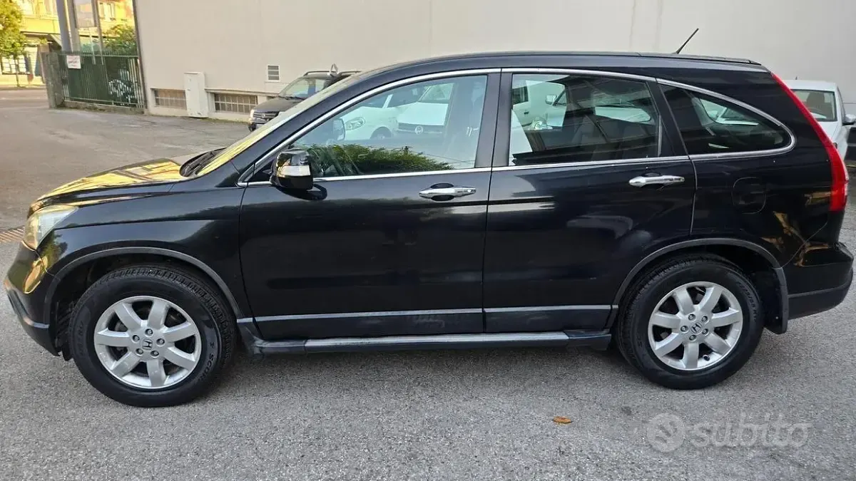 Usata Honda CR-V Elegance 140 CV (102 kW) 2008 Nero SUV