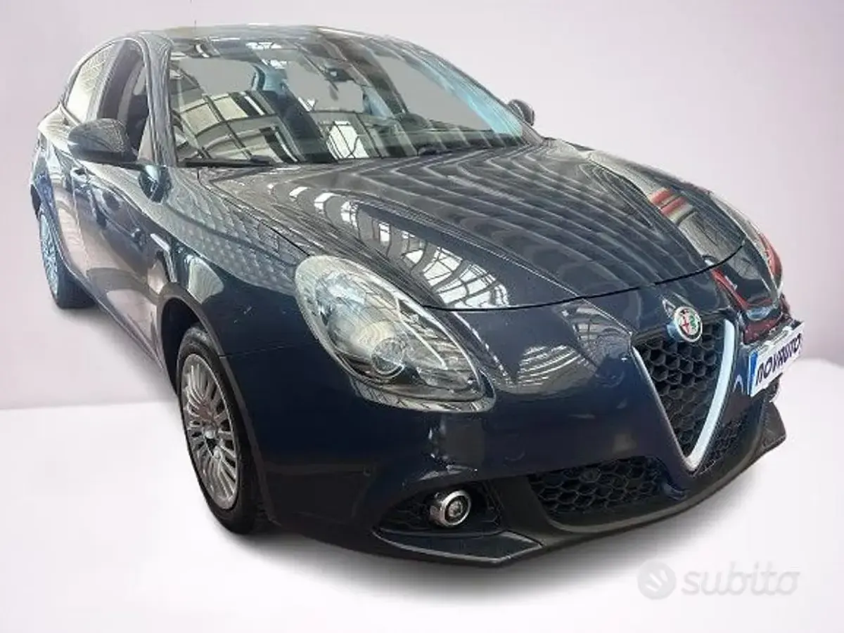 Usata Alfa Romeo Giulietta 120 CV (88 kW) 2018 Grigio Utilitaria