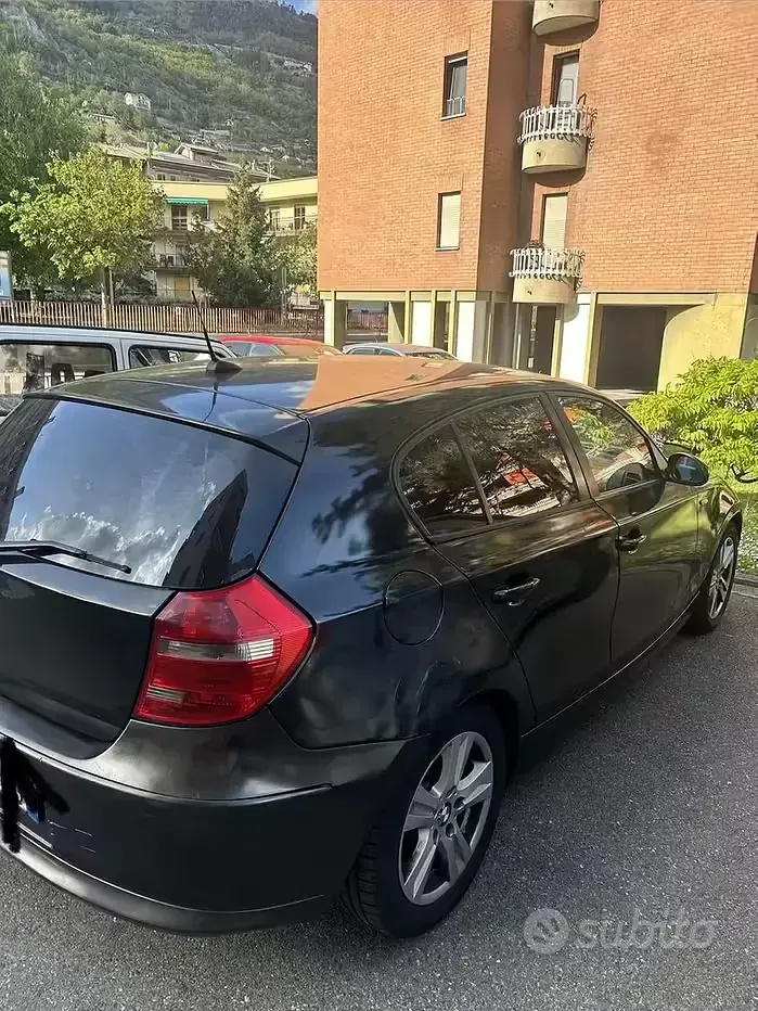 Usata BMW 118 2009 Nero Utilitaria