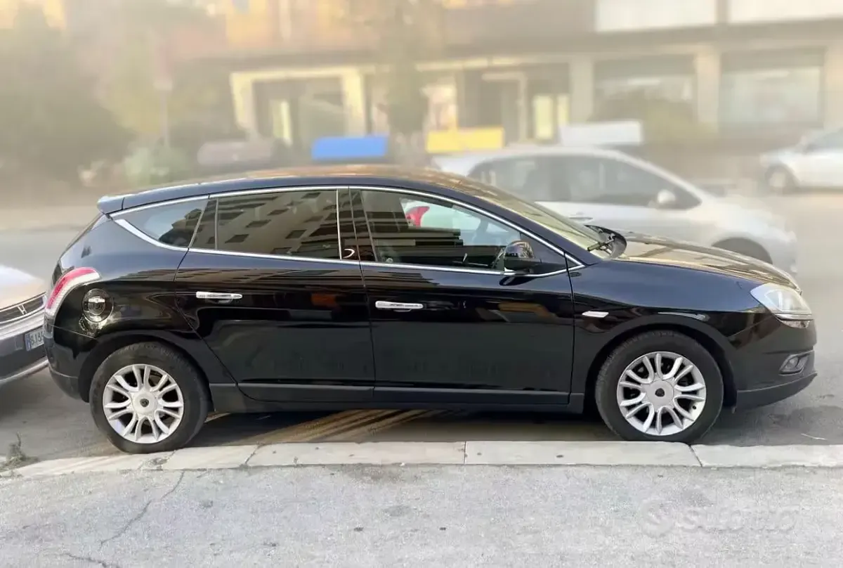 Usata Lancia Delta 2011 Nero Utilitaria