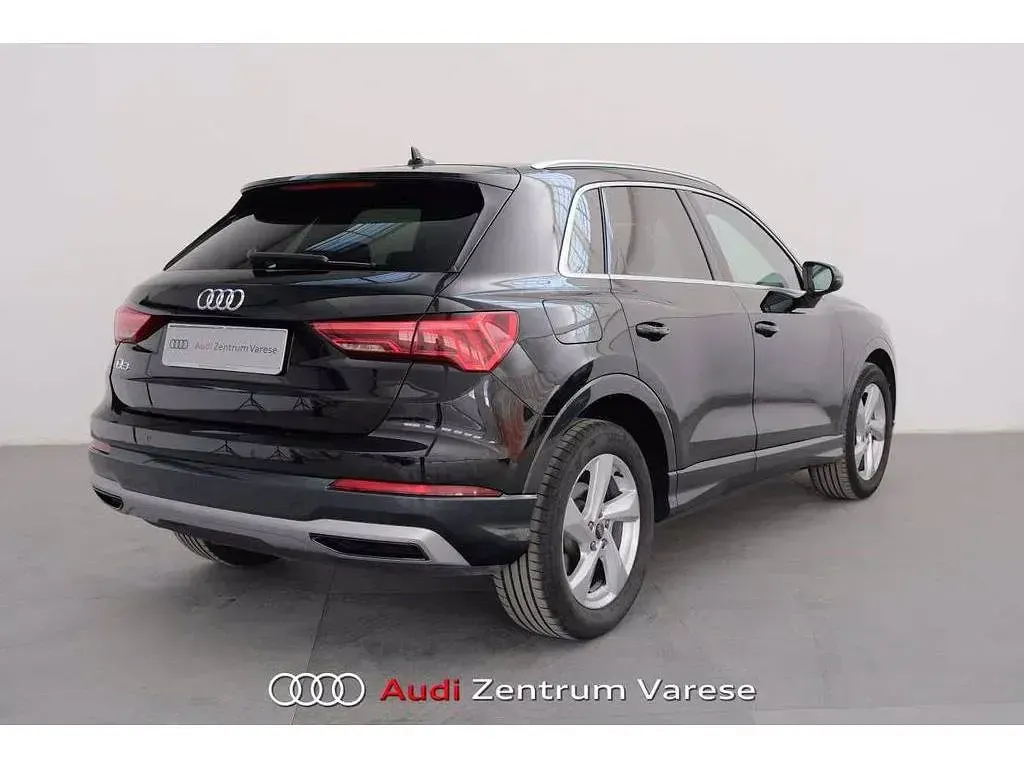 Usata Audi Q3 Advanced 150 CV (110 kW) 1970 Nero SUV