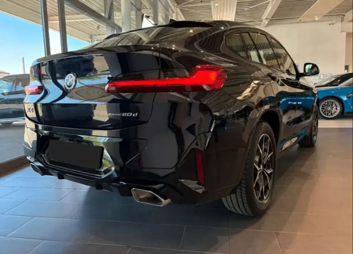 Usata BMW X4 M Sport 190 CV (139 kW) 2025 Nero SUV