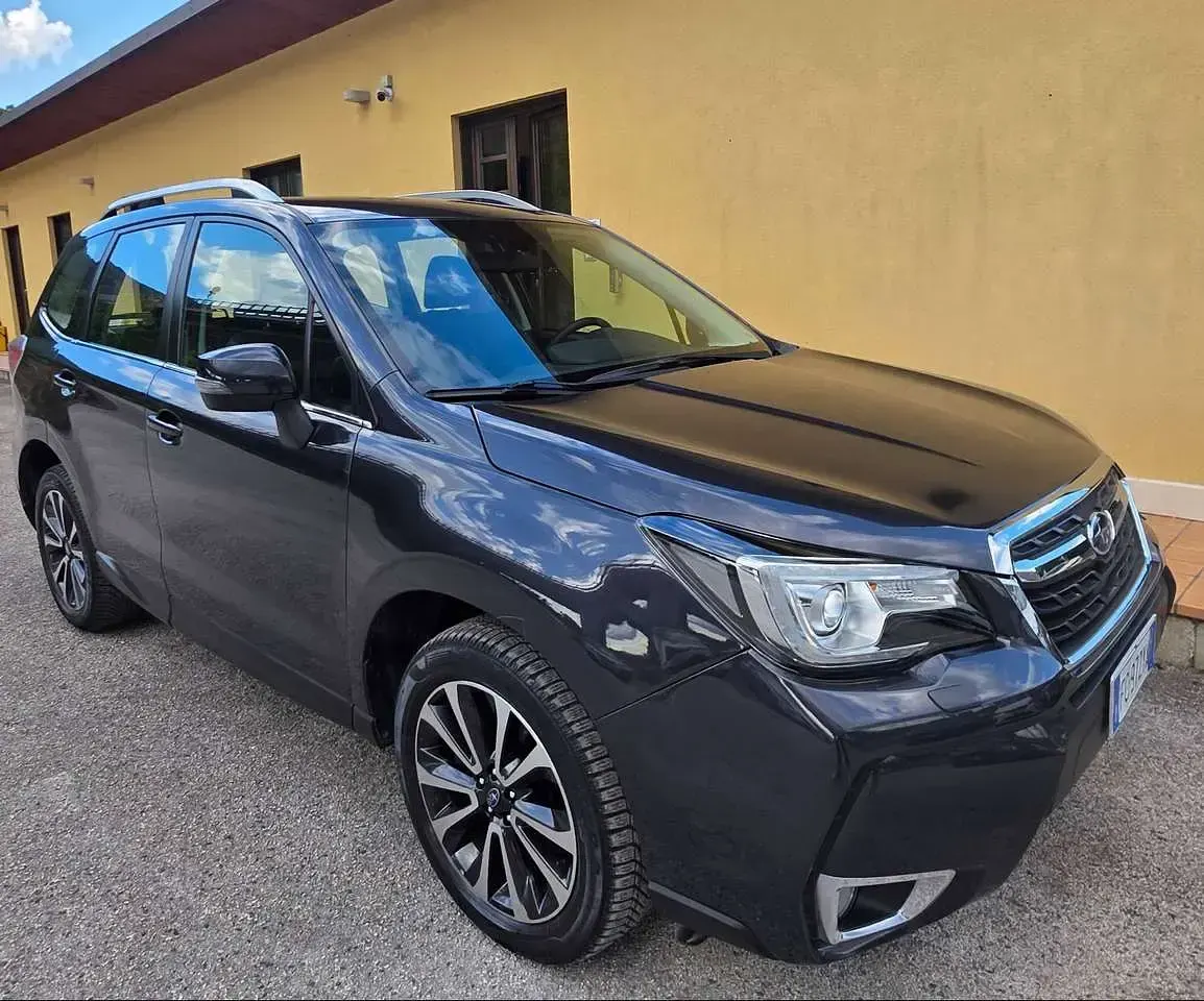 Usata Subaru Forester Sport 147 CV (108 kW) 2016 Blu/azzurro SUV