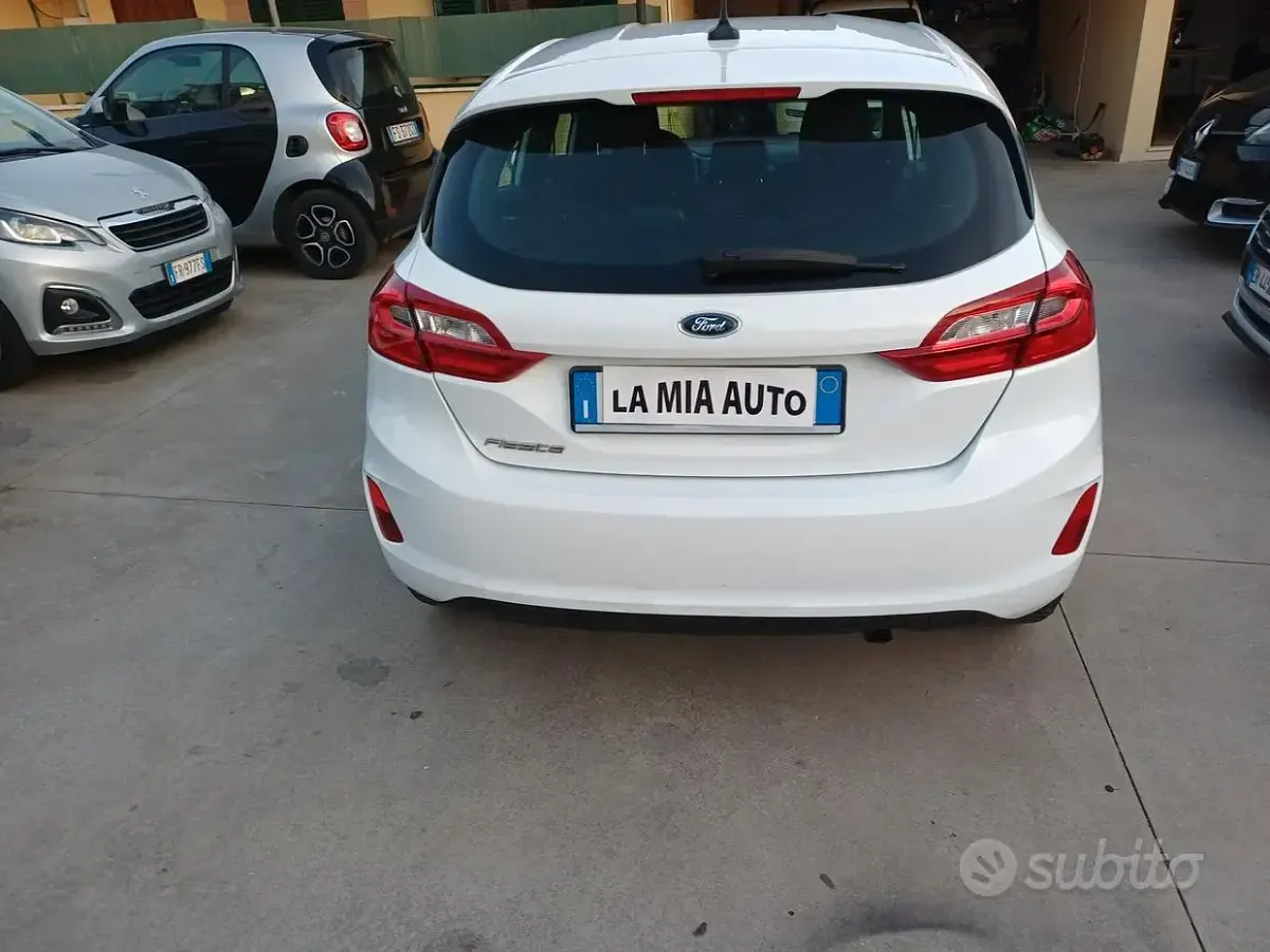 Usata Ford Fiesta Titanium 75 CV (55 kW) 2022 Bianco Utilitaria
