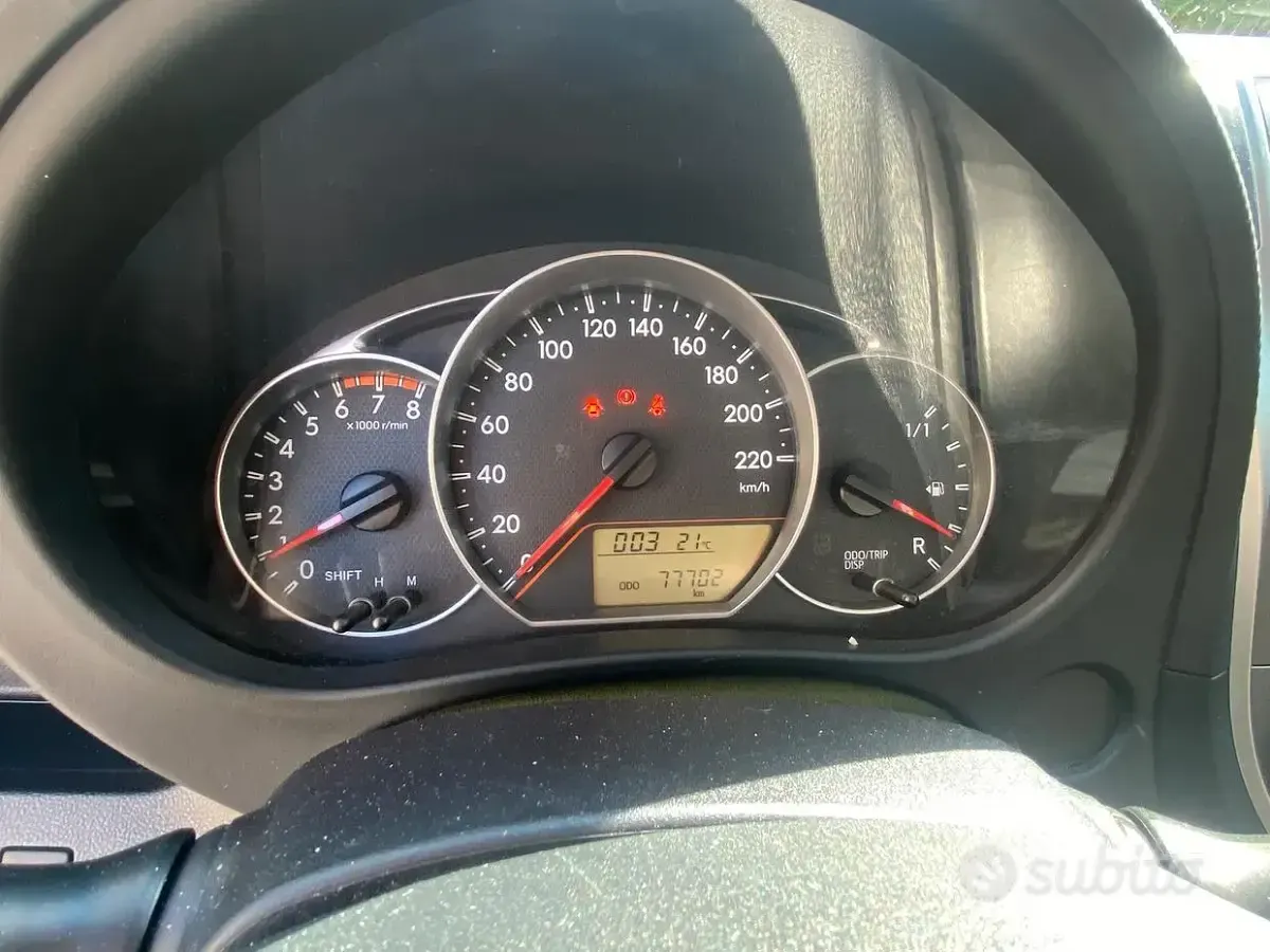 Usata Toyota Verso-S 99 CV (72 kW) 2012 Monovolume