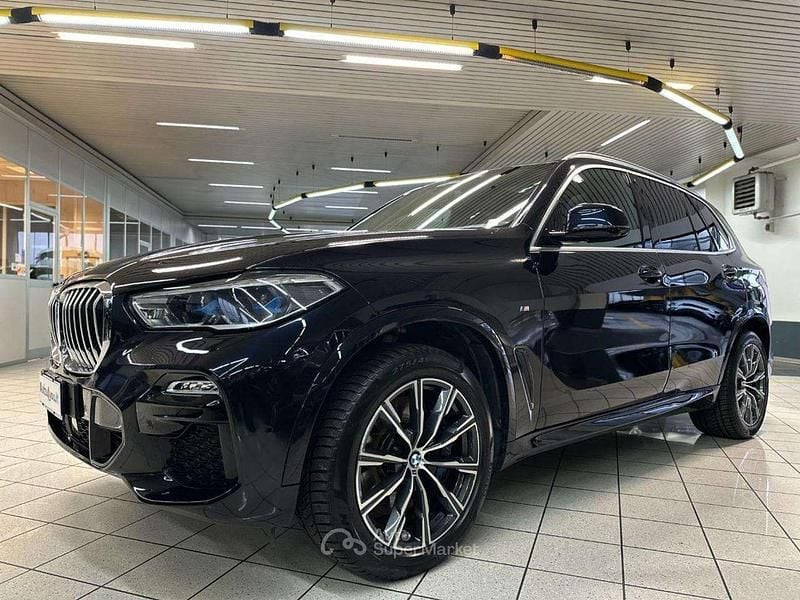Begagnad BMW X5 M Sport 265 HK (194 kW) 2019 Grå SUV