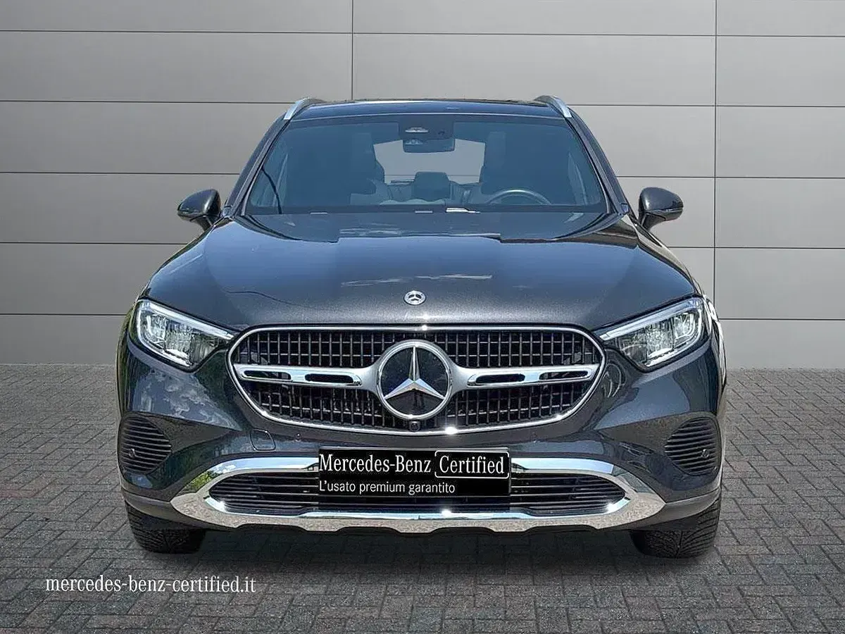 Usata Mercedes GLC220 Advanced Plus 197 CV (144 kW) 2025 Grigio scuro metallizzato SUV